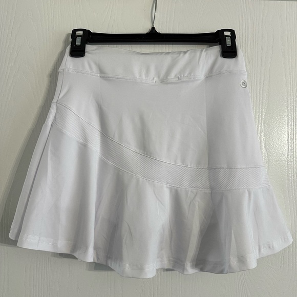 NWT White Tenis Skirt - Picture 2 of 4